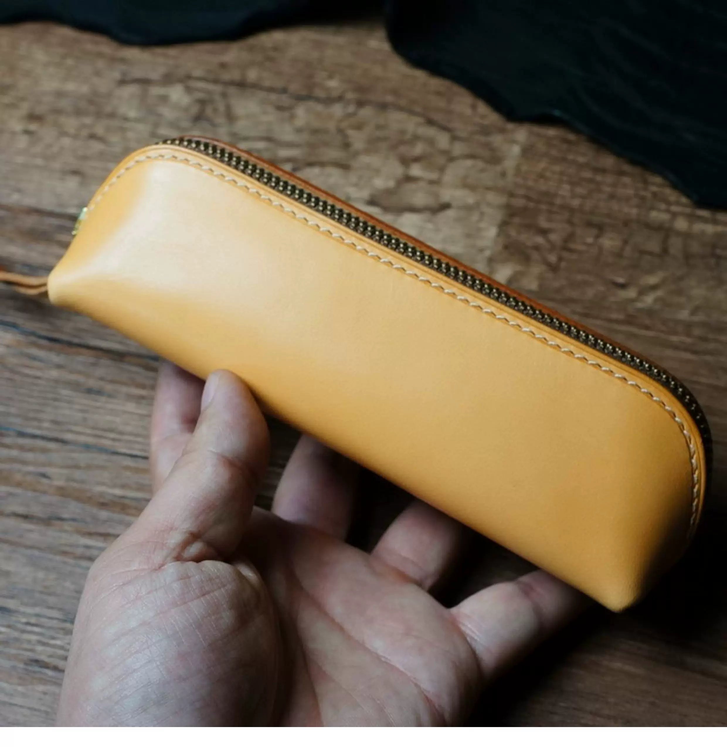 Handcrafted Ginger Reguilón Leather Zip Pencil Case
