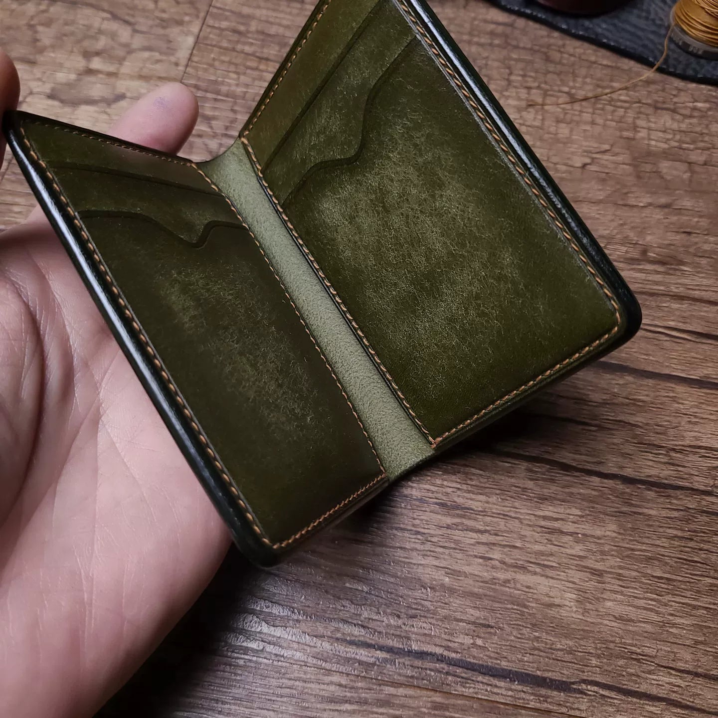 Handcrafted Olive Green Italian Pueblo Leather Card Holder