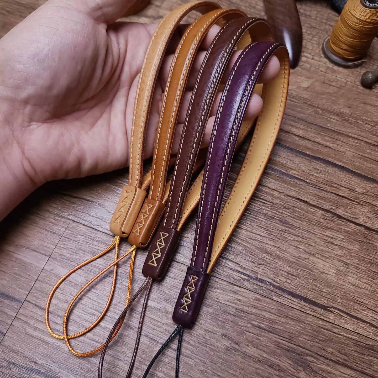Handcrafted Italian Tuscany Vegetable-Tanned Leather Camera Wrist Strap