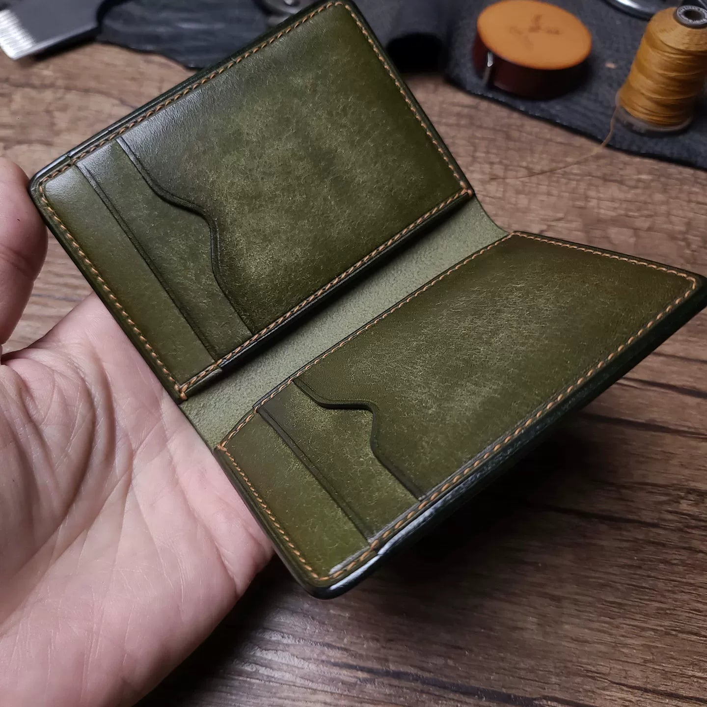 Handcrafted Olive Green Italian Pueblo Leather Card Holder