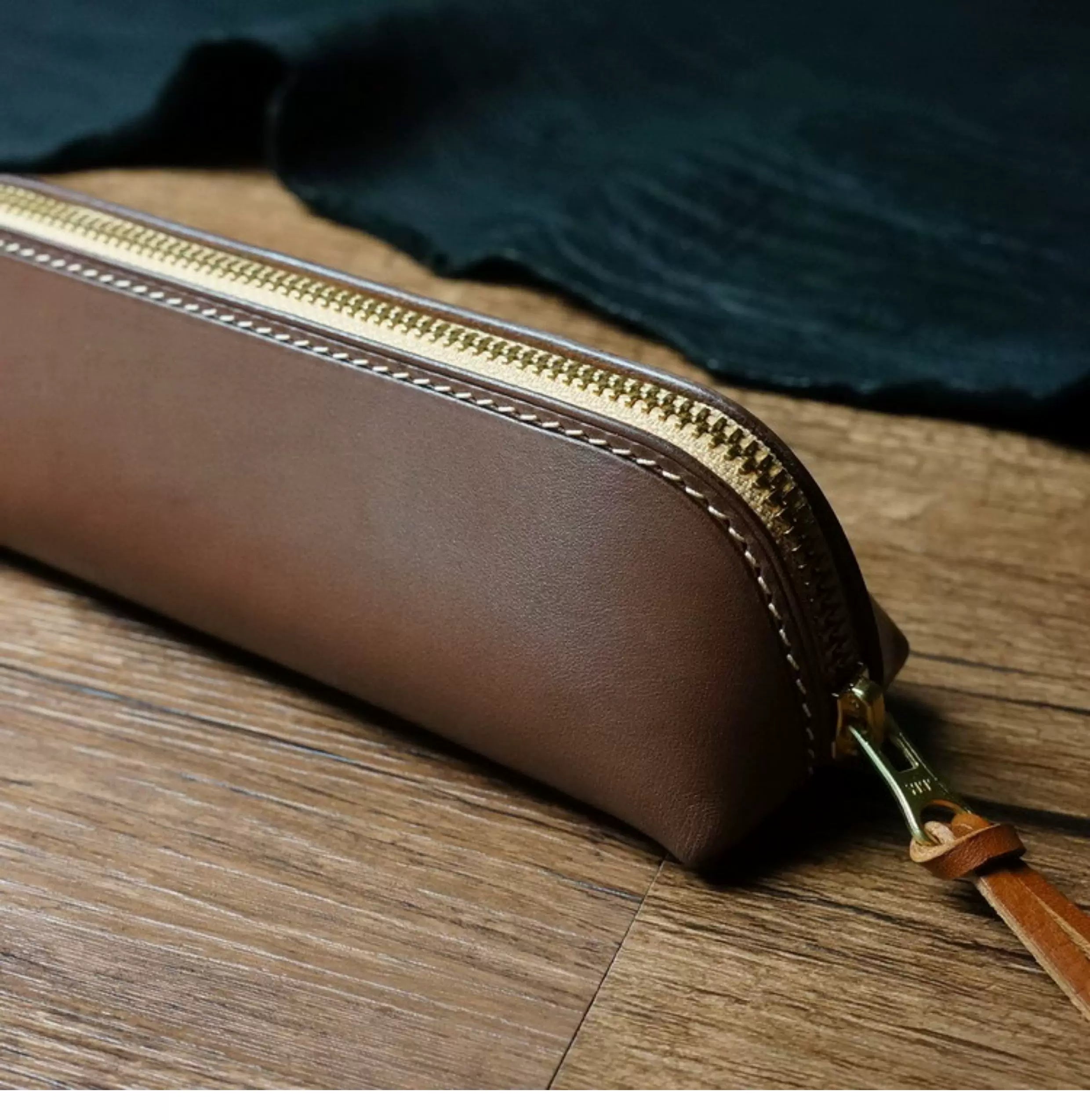 Handcrafted Dark Brown Reguilón Leather Zip Pencil Case