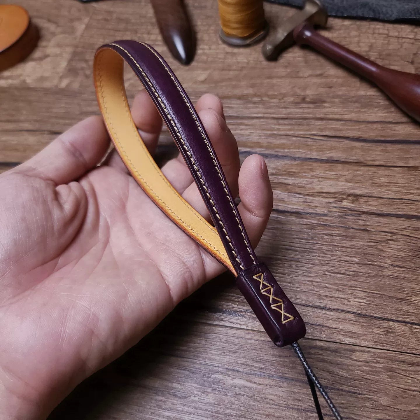 Handcrafted Italian Tuscany Vegetable-Tanned Leather Camera Wrist Strap
