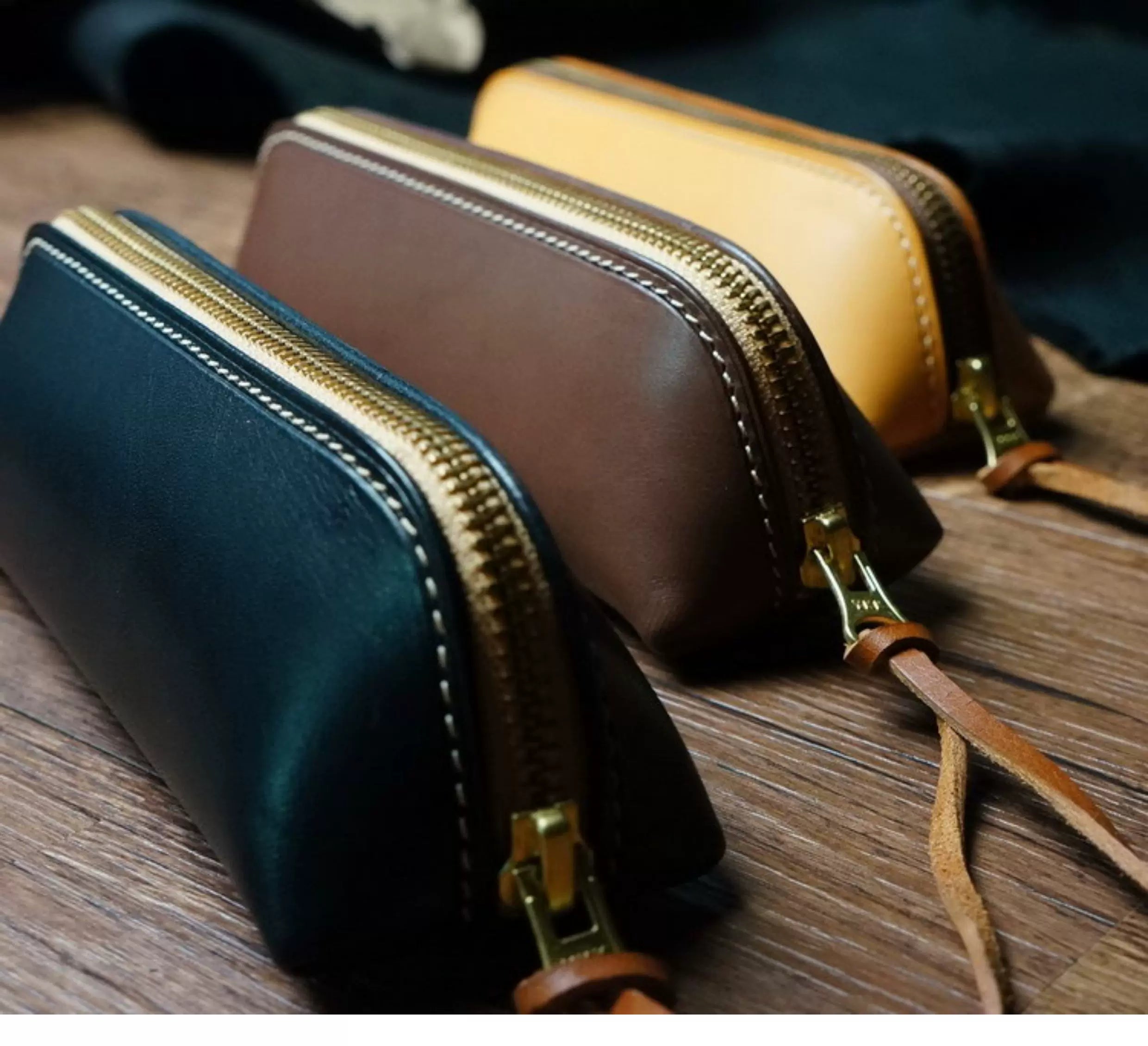 Handcrafted Dark Brown Reguilón Leather Zip Pencil Case