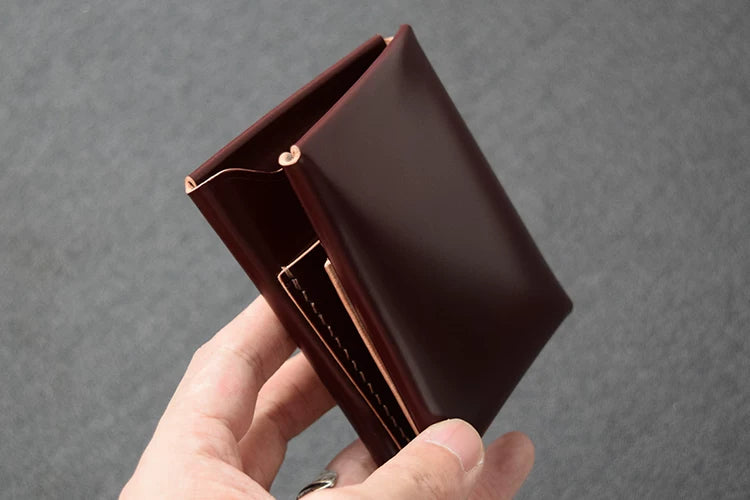 Handcrafted Vegetable-dyed Burgundy Shell Cordovan Mini Leather Wallet