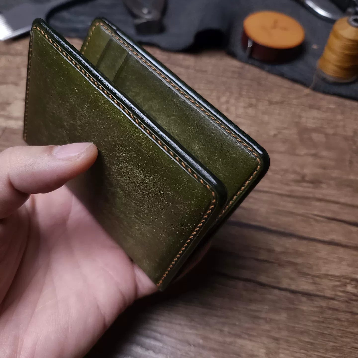 Handcrafted Olive Green Italian Pueblo Leather Card Holder