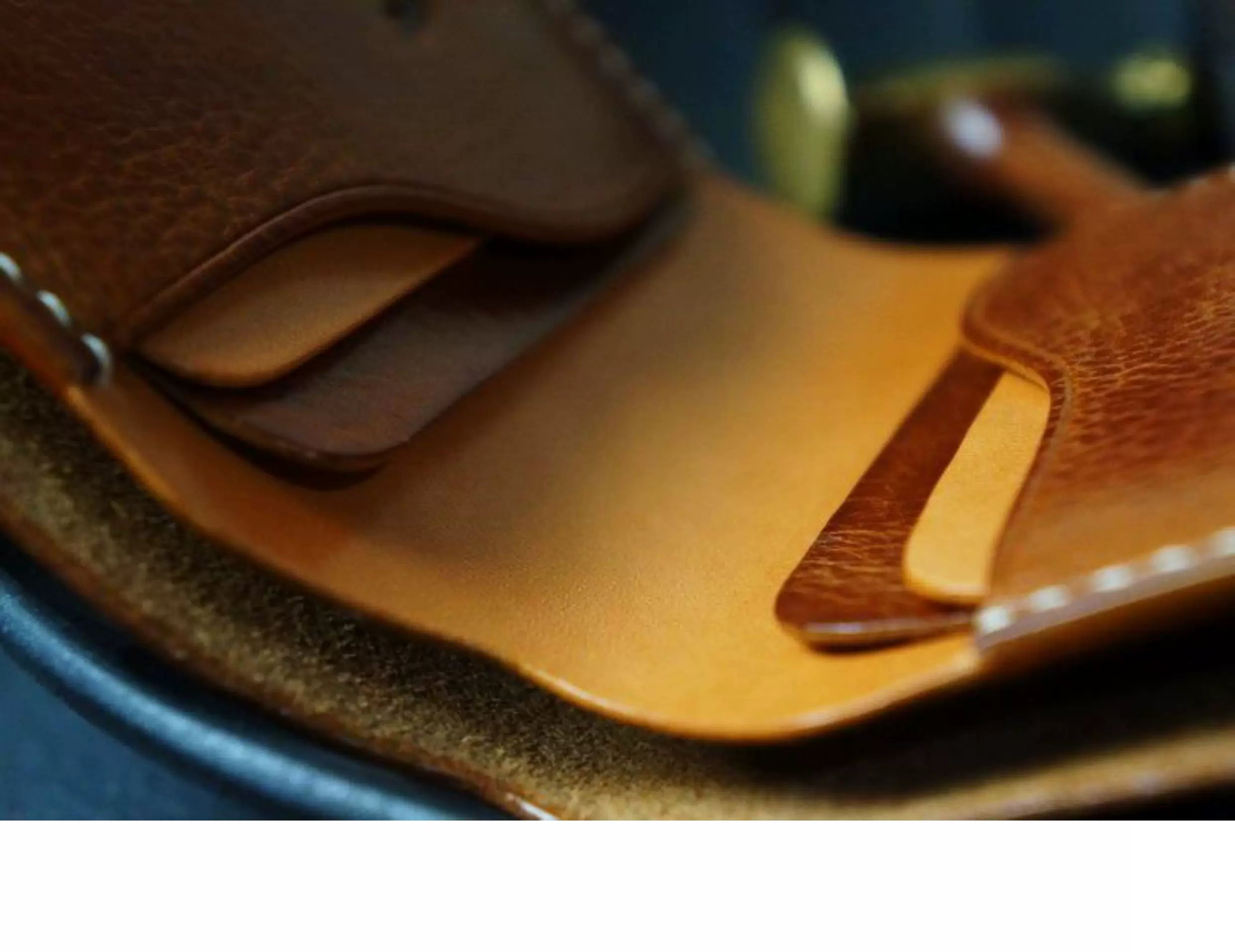 Handcrafted Italian Tuscany Stuffed Leather Wallet — With Natural Tumbled Grain & Rich Pull-Up